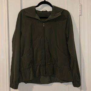 Lululemon rain jacket size 6 NWOT